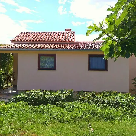 Holiday Homes Alara&simba Casa de Férias *
