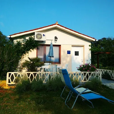 Prázdninový dům Holiday Homes Alara&simba